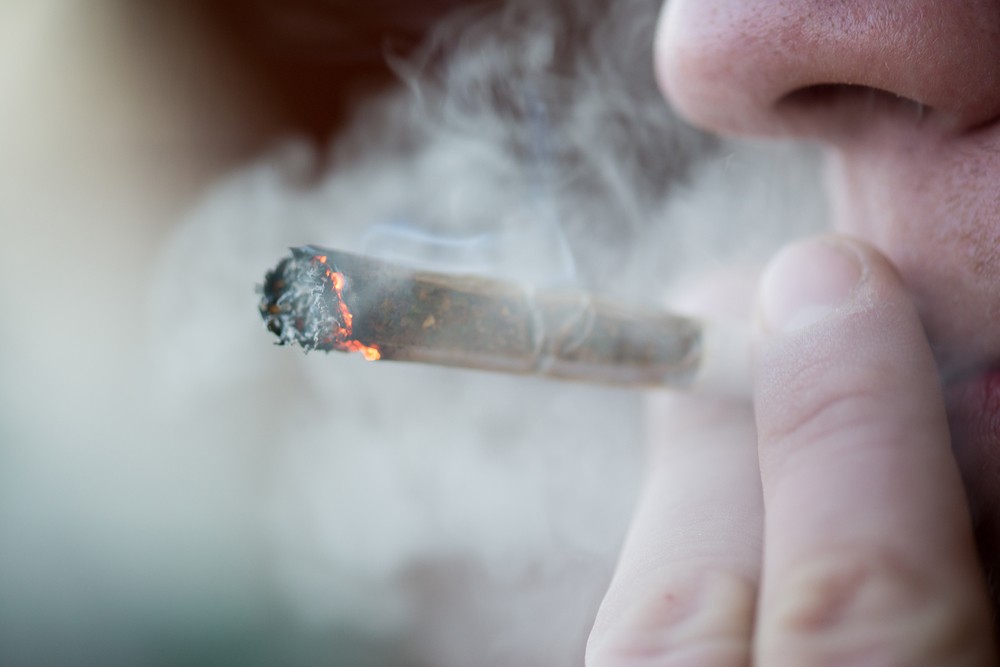 該公司在官網上列出相關招聘要求,方便眾多大麻愛好者參考。