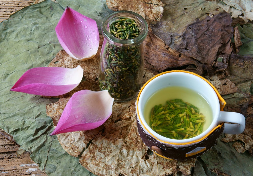 從古至今,醫者都把荷葉稱為「減肥良藥」。荷葉含有大量纖維,能夠促進腸胃蠕動同時幫助排便清毒。