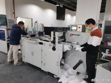另外,該公司特別採用模塊化柔性設計,能夠在口罩需求量下降時,改裝回原本的視覺檢測設備,避免造成產能浪費。