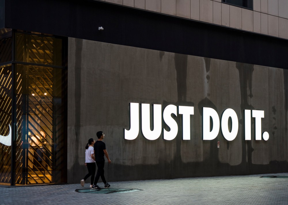 Nike日前發出聲明表示,受到武漢肺炎疫情影響,該公司決定暫時關閉中國約半數的門市。