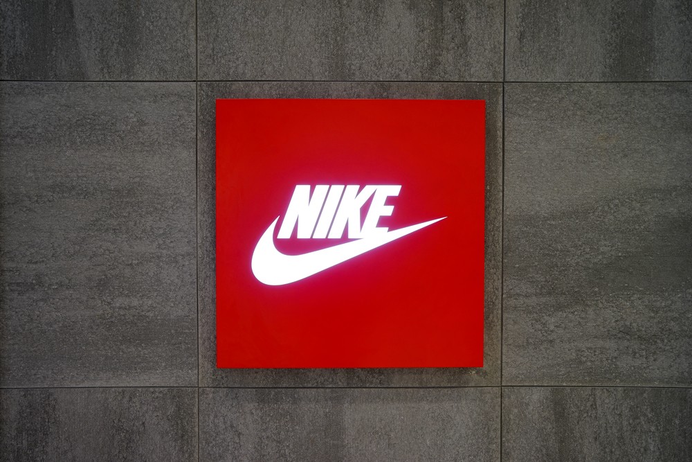著名運動品牌Nike近日表示,目前已暫時關閉Nike在中國約一半的門市,預警武漢肺炎將對Nike在中國的業務產生重大影響。