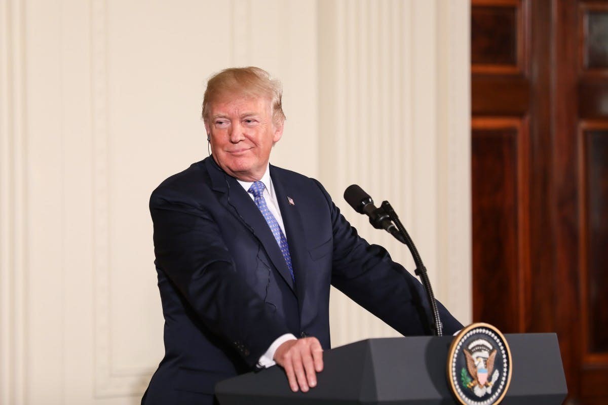 特朗普3日接受Newsmax TV電視台採訪時表示,自己與習近平的關係非常好,但雙方已經有一段時間沒交談。