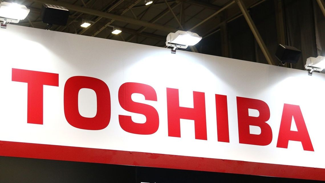 在1980年代日美貿易戰高潮期間,日本東芝擁有最先進的半導體技術,在通訊和電子等多個領域都是領頭羊,遠遠超越美國的技術。
