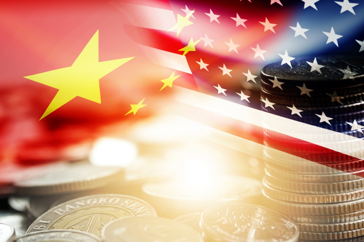他保證只要他連任美國總統,就會令美國成為世界製造業的超級大國,結束美國對中國的依賴。