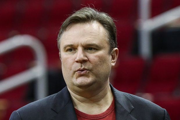 據ESPN的報導指出,火箭在西岸準決賽以1:4不敵敗給洛杉磯湖人(LA Lakers)後,莫雷向班主費迪達(Tilman Fertitta)提出辭呈。