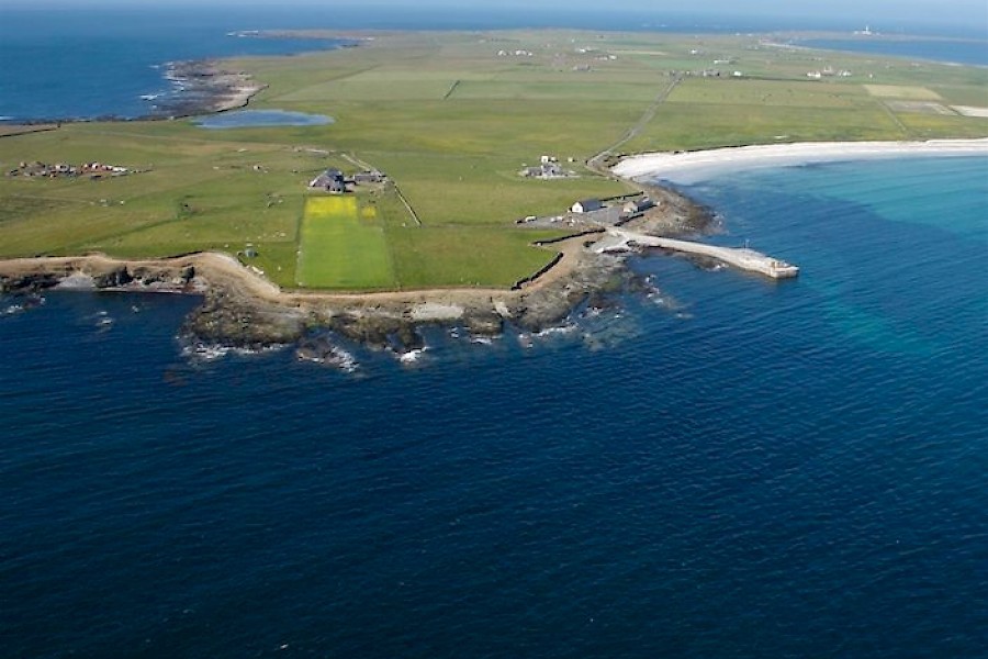 a93bd5a6-7ad4-4046-b6f7-b6ce100c2eb6-m.900x600