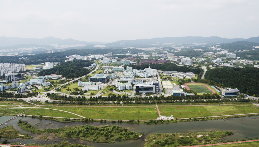 KAIST