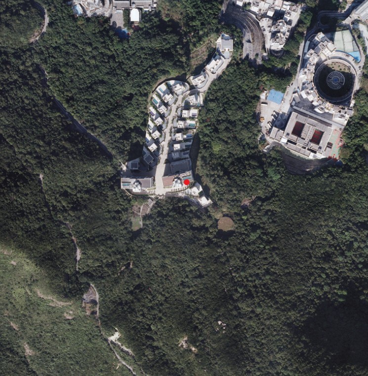 Mount Nicholson網站