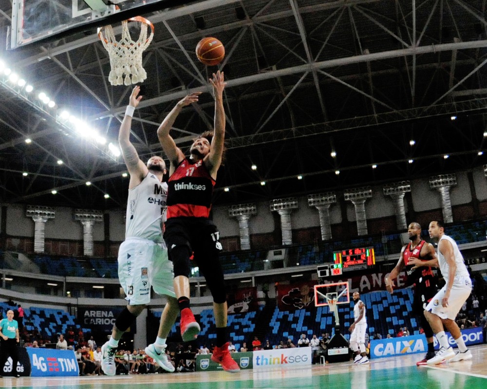 shutterstock_1086277262