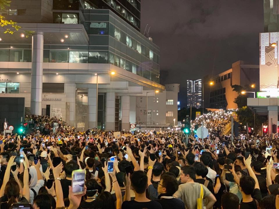 64566550_1388320081323914_1587369631419465728_n-2