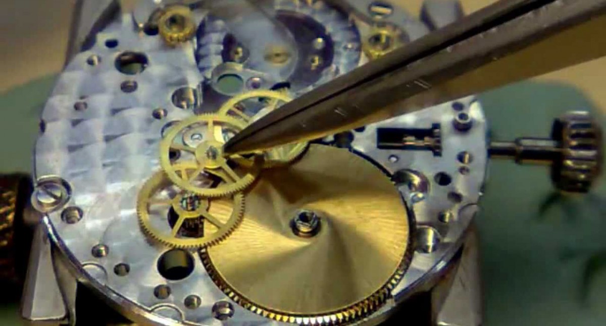 【腕錶天書】一個錯誤足以失去品牌的原廠保養？什麼原因導致Rolex價值下跌？