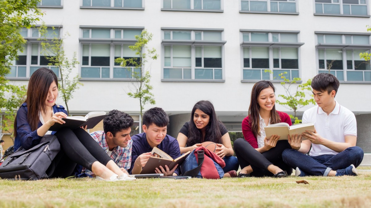 CUHK Business School