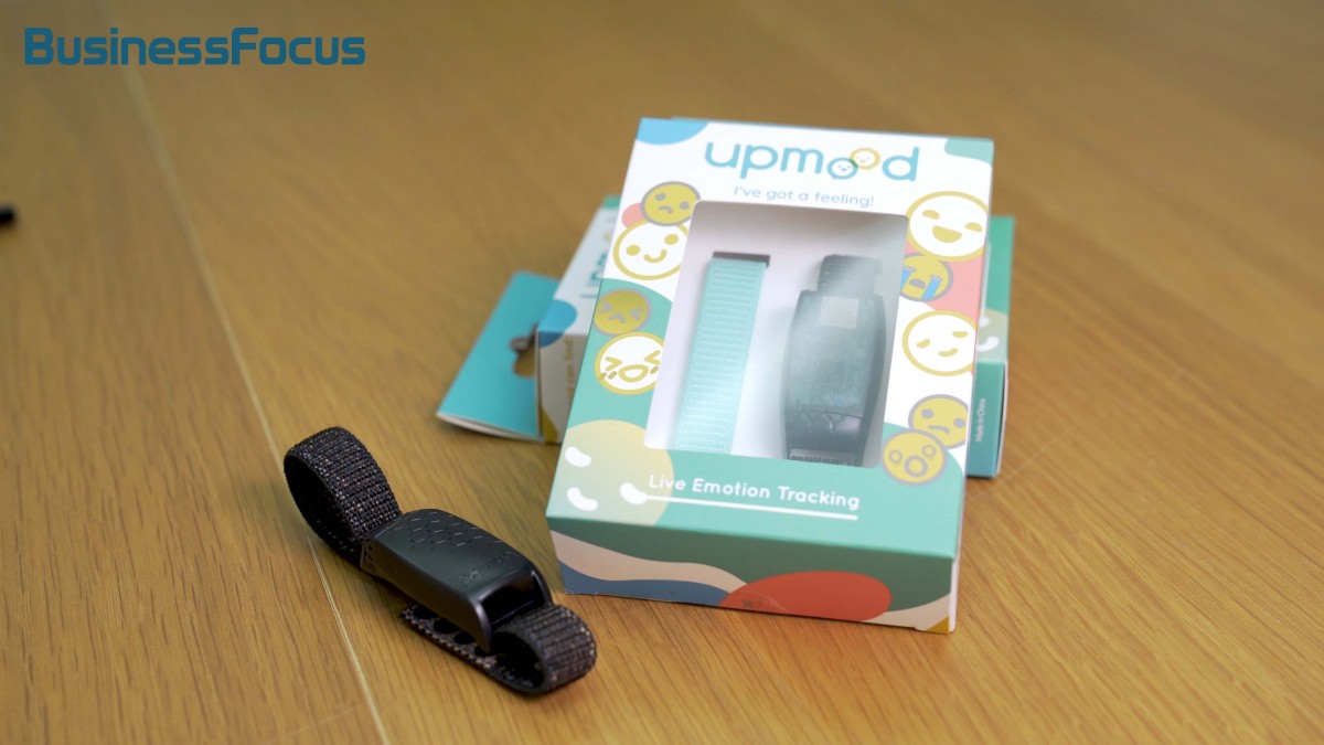 cam01.00_42_15_14.Still019