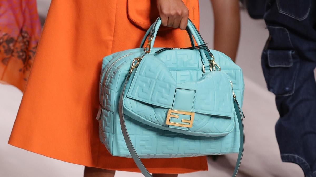 【時尚品味】Baguette系列如何從時尚界首個「It Bag」蛻變重生？再次重奪皇者寶座？