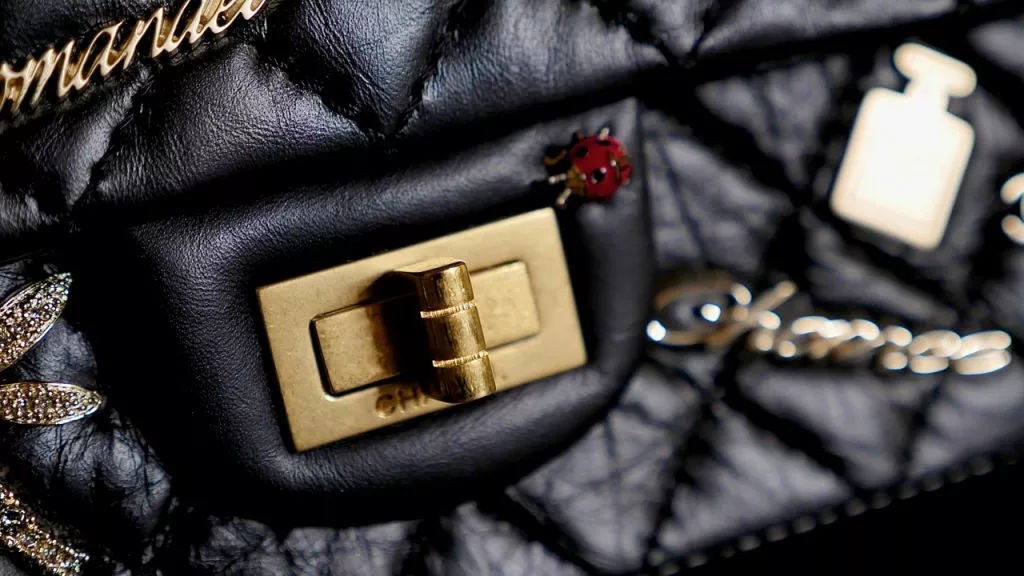 【時尚品味】CHANEL 2.55系列的傳奇故事!一個手袋成為解放女性的關鍵?