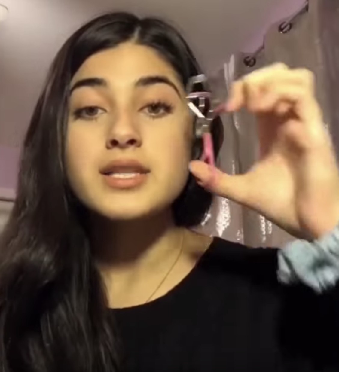 抖音 中國新疆 Feroza Aziz