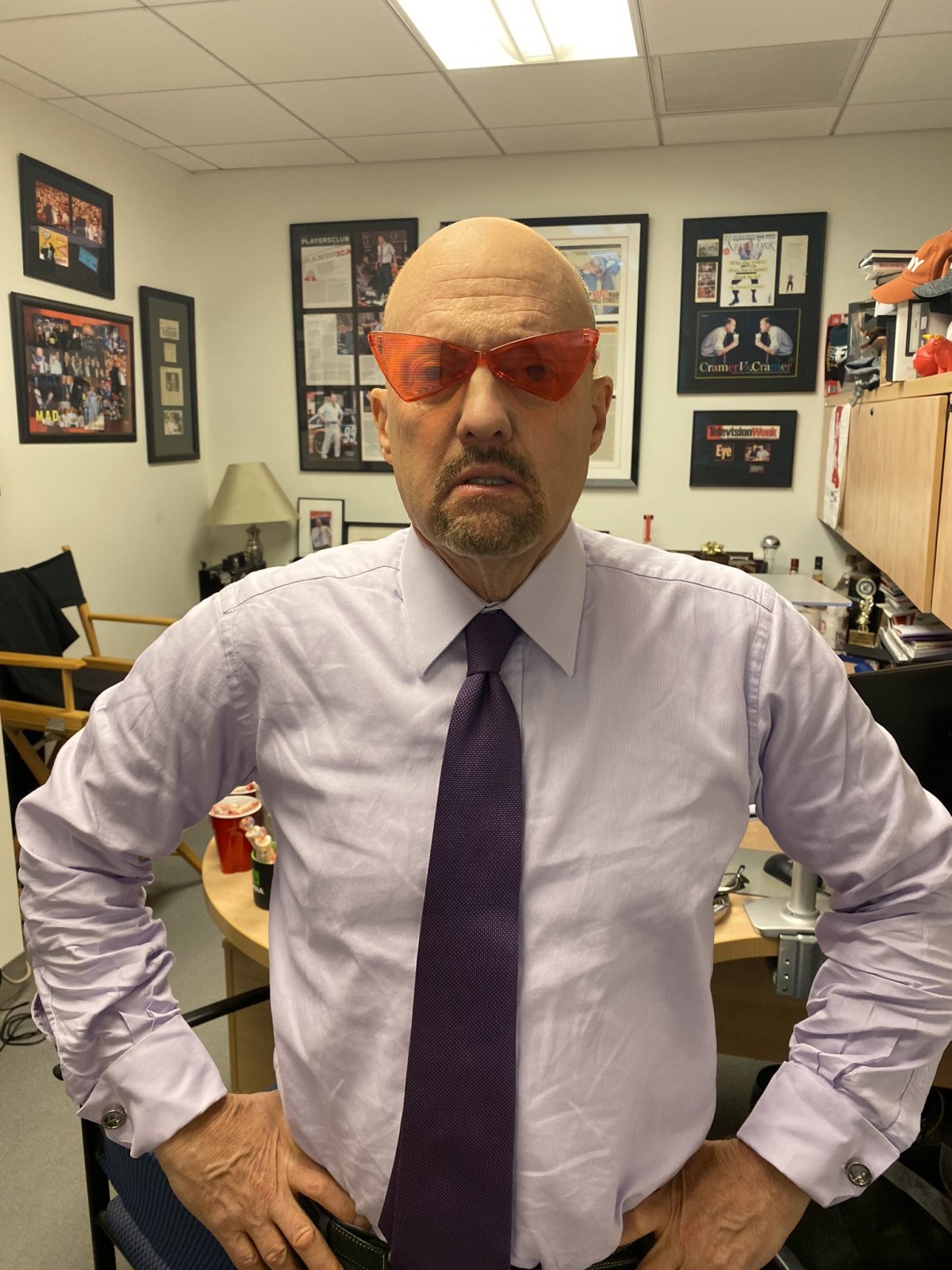 《CNBC》主持人克萊默(Jim Cramer)日前公開批評中方撤換外國電腦設備的舉動,並指其為「挑釁」行為。