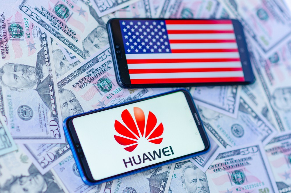 中國電訊設備商華為(Huawei)本月5日已向美國法院提交起訴書,控告美國聯邦通訊委員會(以下簡稱FCC)違反美國憲法及《行政訴訟法》,禁止華為參與聯邦補貼資金項目。