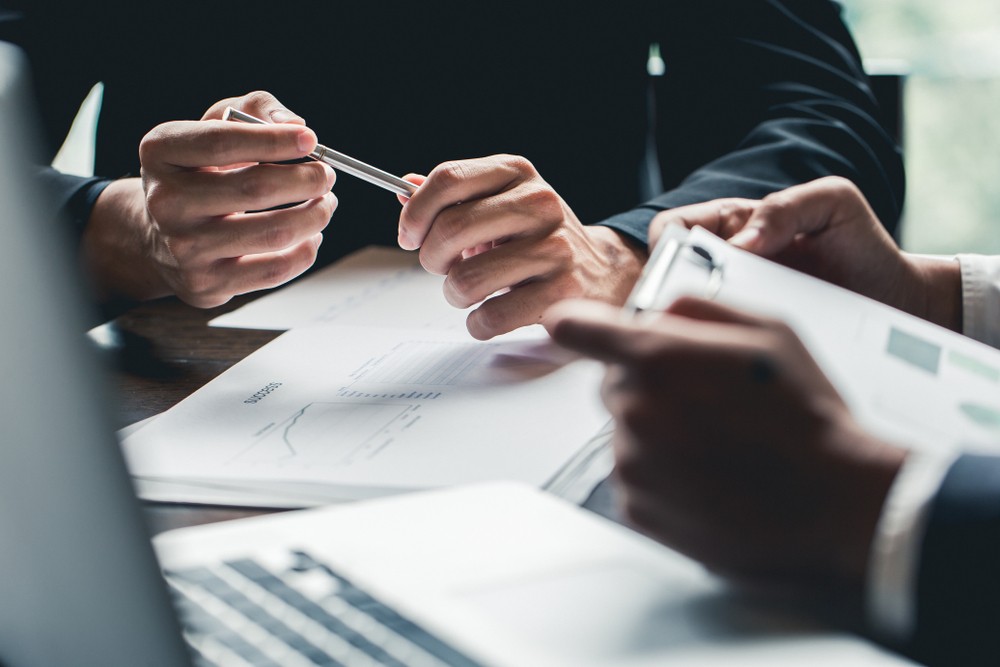 但西班牙當地法院卻否定了Recio的說法，認為Recio確實怠忽職守，而且沒有證據證明Recio做過他聲稱的任何工作，因此判決他未來9年內不能任職其他公務員職位。