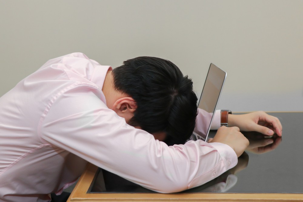 對於許多需要熬夜加班的職業,如遊戲開發商、剪接師等工作人士來說,趕工期間在辦公室過夜可說是家常便飯。