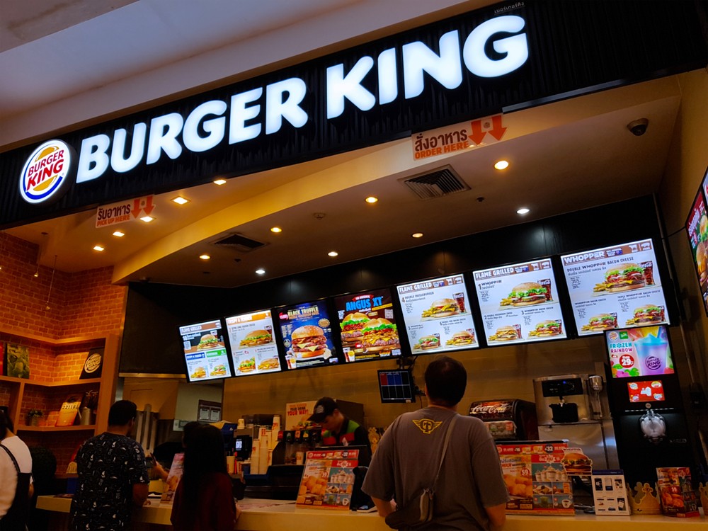 早前,BurgerKing北美地區總裁費納佐(Christopher Finazzo)就表示,美國多達400家的BurgerKing都在售賣無人工添加物的華堡。