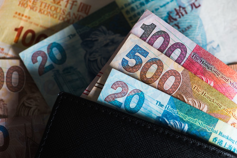 而1萬港元雖然不算太多，但只要使用得當，還是能夠稍微改善現狀，甚至改善日後生活。