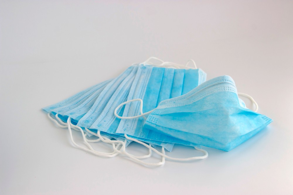 而近期新冠肺炎來襲，加拿大疫情也持續擴大，確診人數已超過70人，口罩需求量將大大增加。