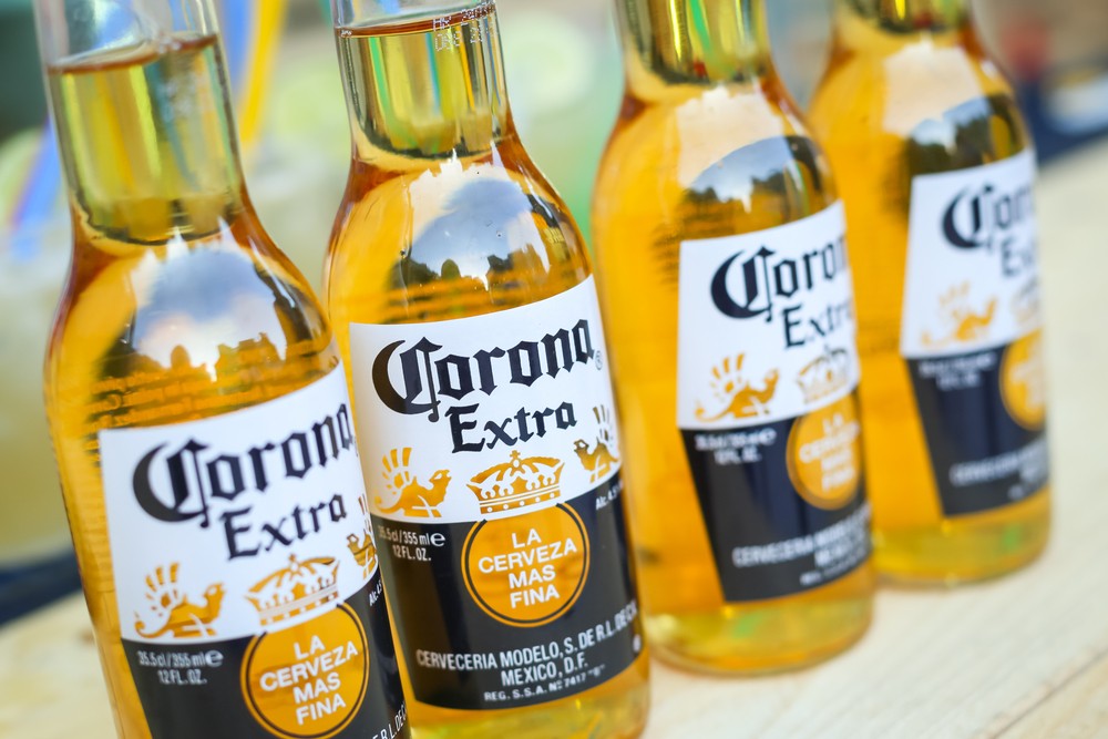 可樂娜 corona