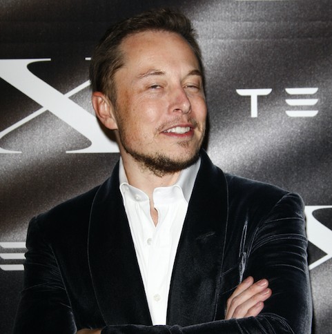 馬斯克(Elon Musk)日前剛在推特上發文稱要賣掉所有房產,近日就被證實已將名下2處總價值3950萬美元的房產掛牌出。