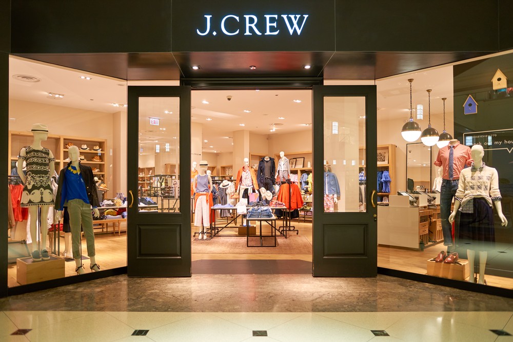 J. Crew本月4日已申請破產保證,與主要債權人達成16.5億美元的債務重整協議,成為疫情爆發以來首家申請破產保護的美國全國性零售商。