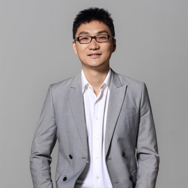 黃崢的財富則增加了1240億人民幣,達到2500億人民幣,是百強企業家排行中的第29位。