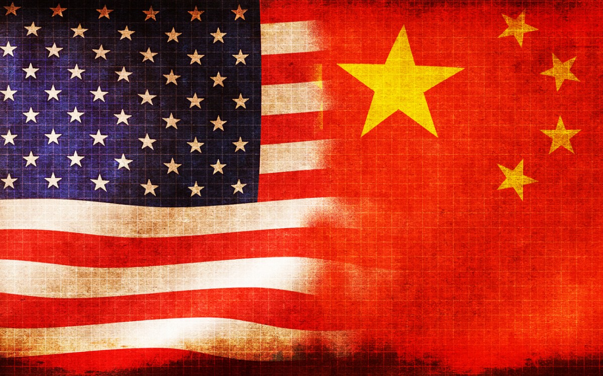 外交部表示：「香港是中國的特別行政區，香港事務純屬中國內政，任何外國無權干涉。爲維護自身正當利益，中方將作出必要反應，對美方相關人員和實體實施制裁。」