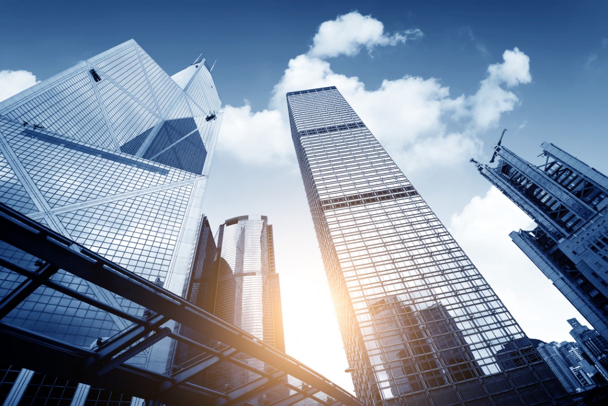 《彭博》近日報道指出,「港區國安法」引起海外客戶和供應商對香港網絡服務和營運數據的擔憂,有個別在港的外國初創企業,已將數據與員工撤出香港。另有企業正制定方案,將業務遷移到香港以外的地區。