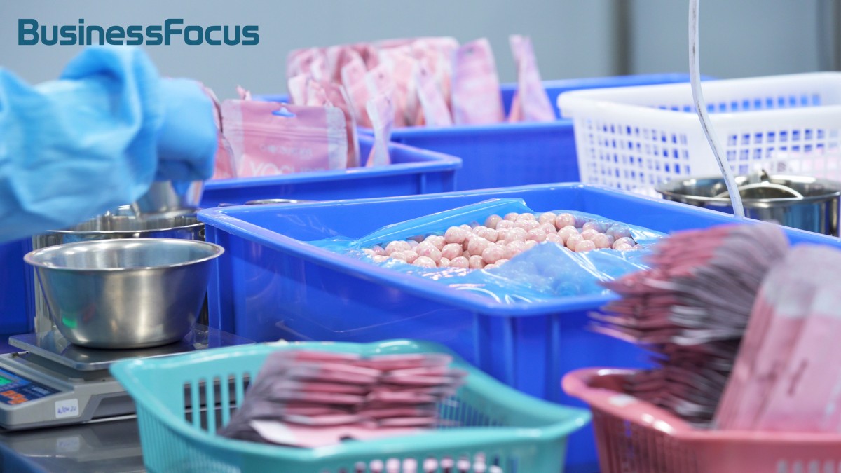 【人物故事】80後「打不死精神」拼出朱古力王國:「每次市場波動都是機遇!」