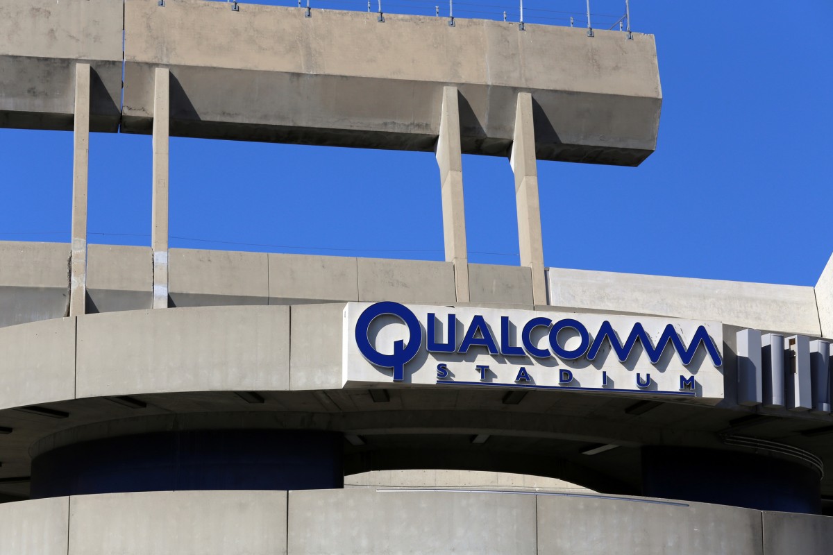 美國晶片製造商高通(Qualcomm,美股代號:QCOM)正游說美國政府,撤回限制美國企業與華為(Huawei)交易的措施,方便該公司向華為銷售手機晶片。