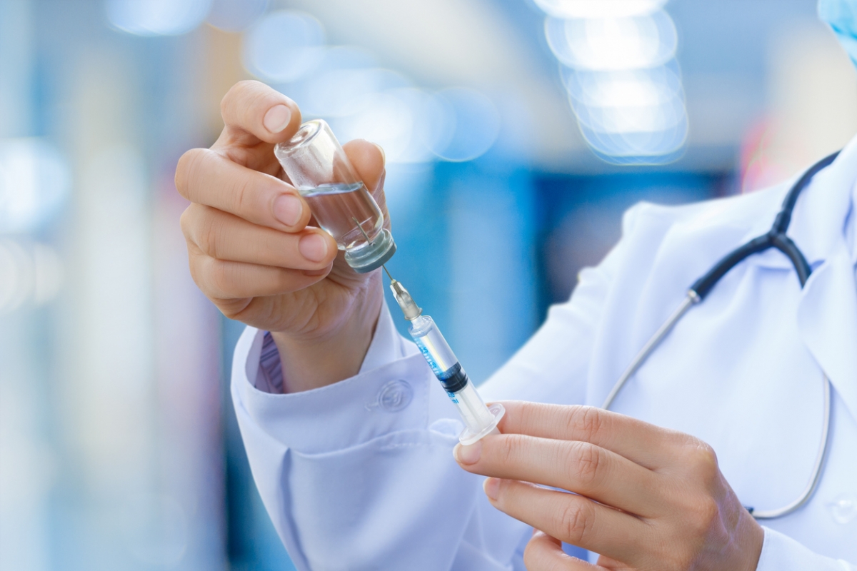 北京科興生物公司(NASDAQ:SVA)CoronaVac疫苗試驗在巴西已進入最後人體試驗階段。但由於近日發生志願者接種疫苗及死亡時間非常接近的案例,巴西國家衛生監測局(Anvisa)立即暫停試驗。
