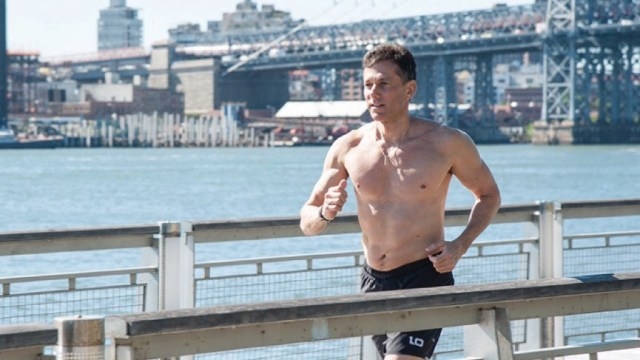 strauss-zelnick-running-on-waterfront