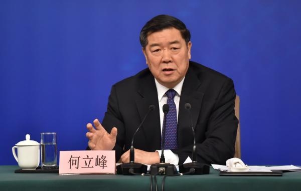 中美2019年談判期間，曾傳出劉鶴被發改委主任何立峰替換傳聞。