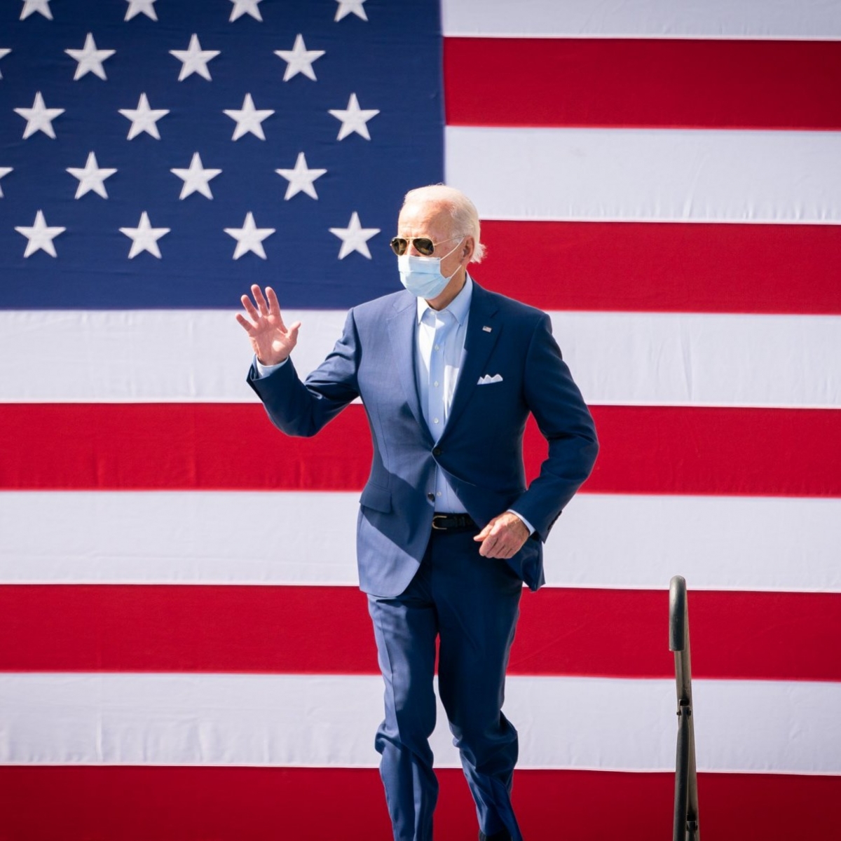 Facebook@Joe Biden