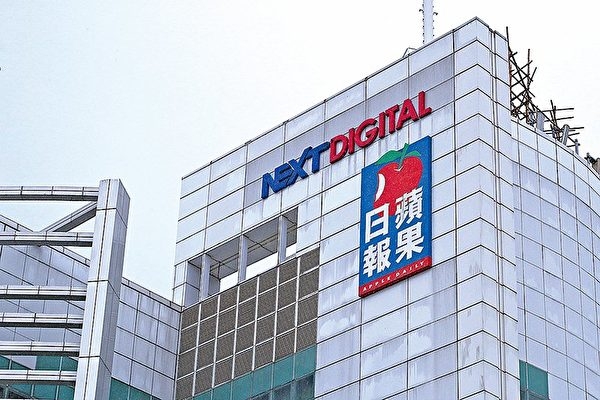 a2-2@1200x1200-6-600x400