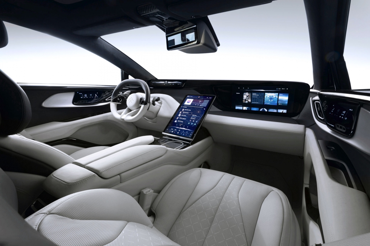FINAL_FF91_Interior_Shot4_WIP2_FIXED_AGAINed3