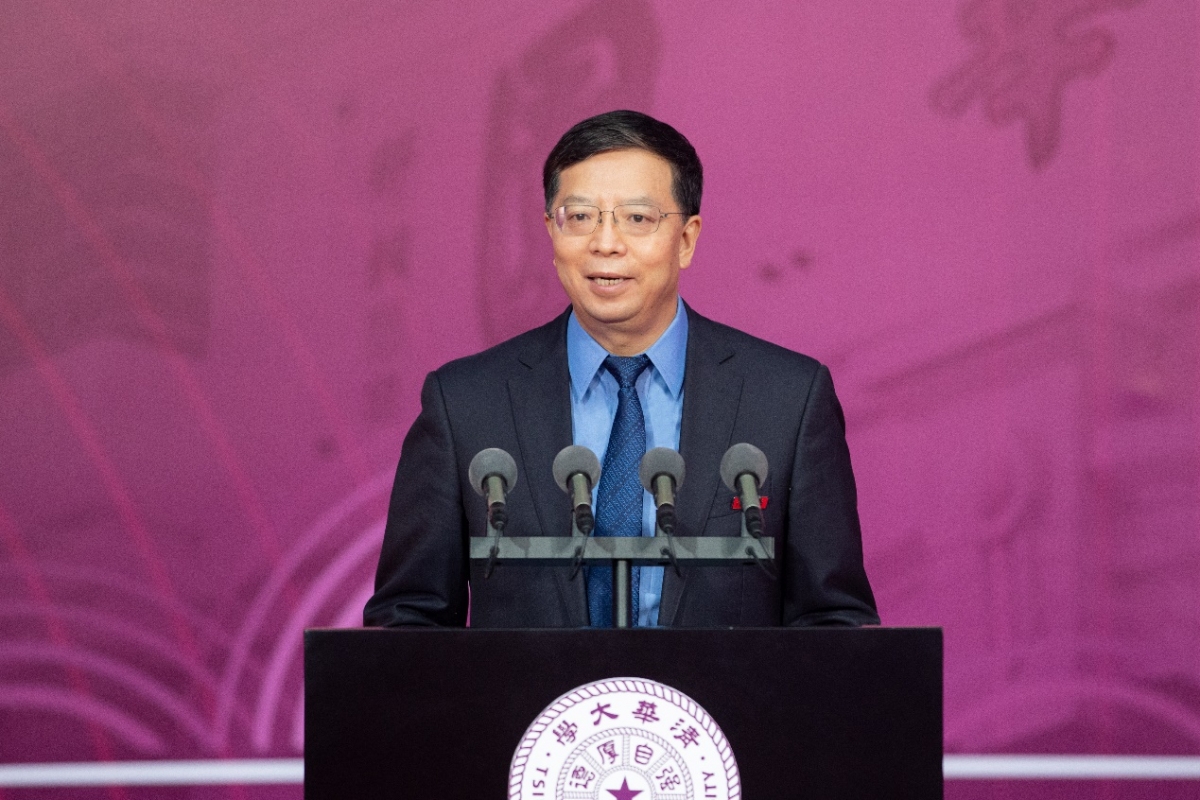 清華大學校長邱勇在開學第一課的演講中指出,「人生追求只有同國家的需要和人民的利益相一致才有意義」。