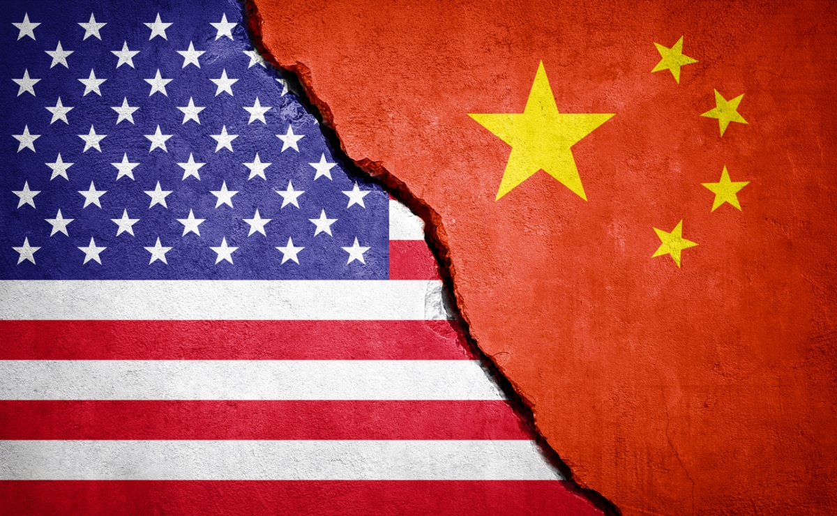 「中國行動計劃」為美國前司法部長塞申斯(Jeff Sessions)於2018年發起、旨在打擊中國經濟間諜的情報行動,用於抗衡北京旨在招攬海外學府華裔科學家的「千人計劃」。
