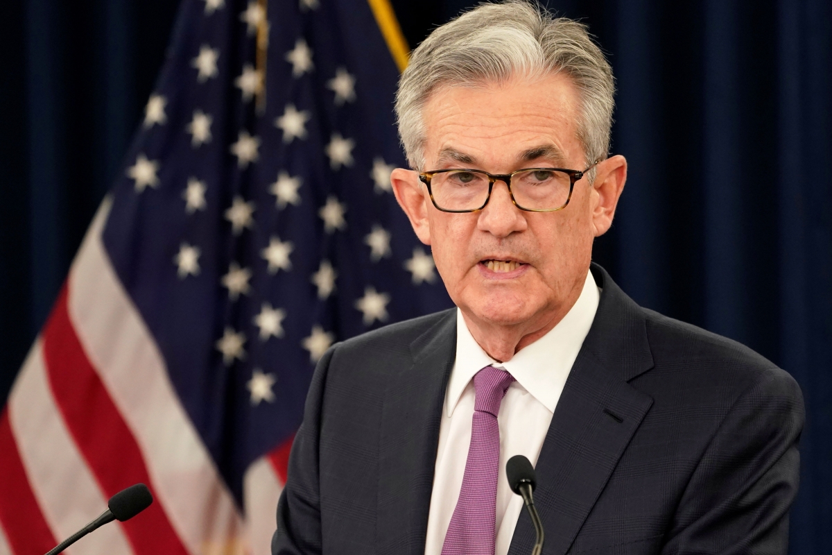 美聯儲主席鮑威爾(Jerome Powell)在聲明中表示,上述限制措施旨在「協助防止做出投資決策時出現利益衝突」,這些嚴格的規定提高了交易門檻,借此向美聯儲服務的所有公衆表明,「我們的高級官員都能夠一心一意地專注於美聯儲的公共使命」。