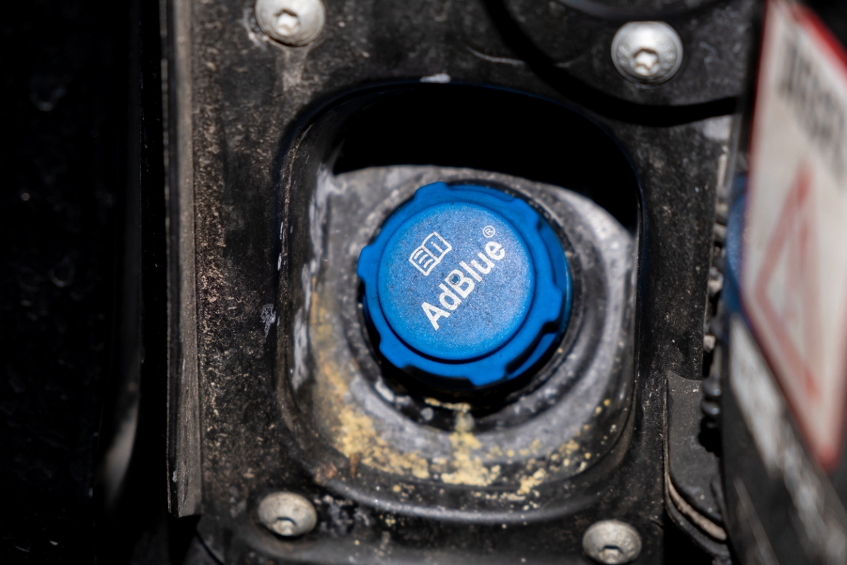 「adblue」的尿素製品更成爲所有柴油車必須的添加劑。