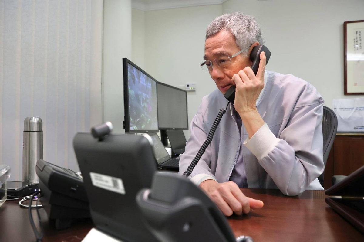 新加坡總理李顯龍與馬來西亞首相伊斯邁沙比利8日在電話會議中決定29日起重新開放關閉已久的馬新邊境。