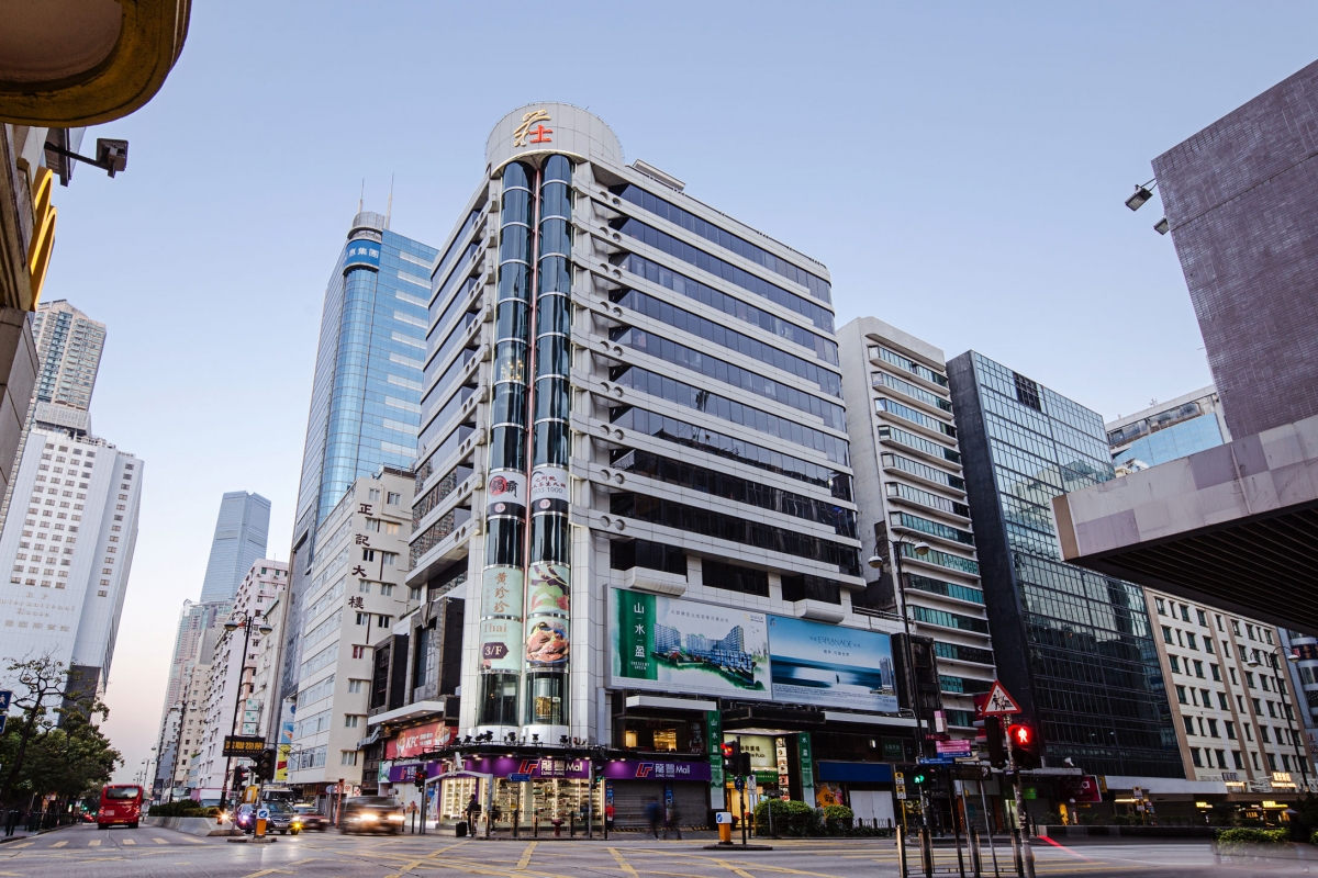 莊士機構大半年內第二次重大售產。