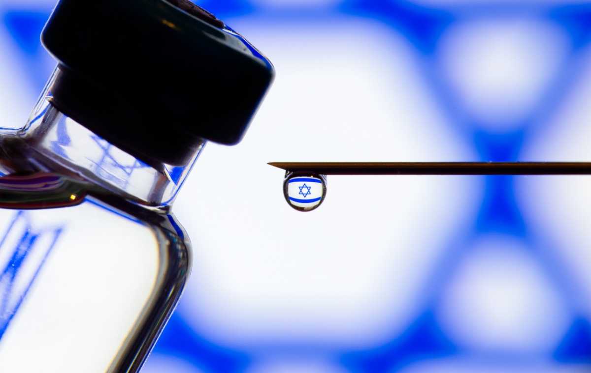 隨著Omicron毒株入侵,以色列計劃為60歲以上群體和醫護人員提供第四劑新冠疫苗。