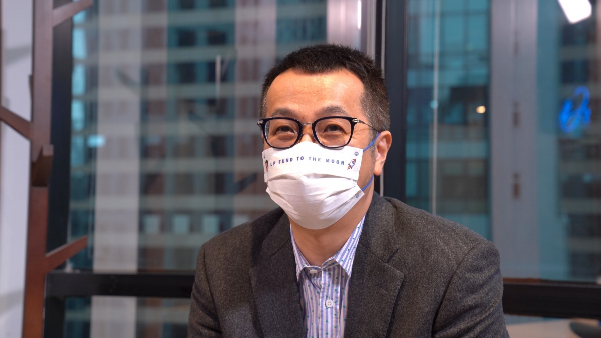 英sir(黃國英)在MarketFocus的節目上大談今年投資經歷。
