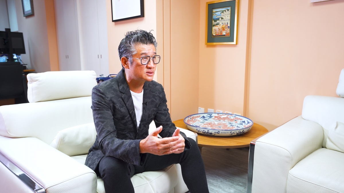 莫樹錦是首位華人獲得腫瘤學會頒「終身成就獎」。